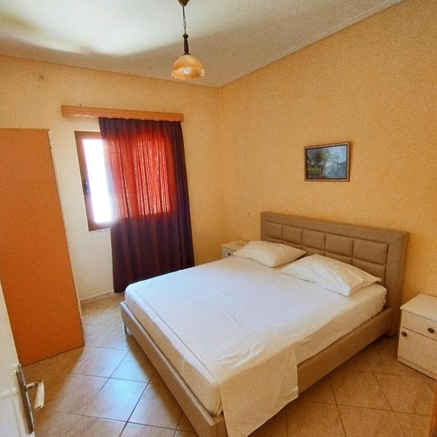 Mejdi Apartments Sarande Ngoại thất bức ảnh