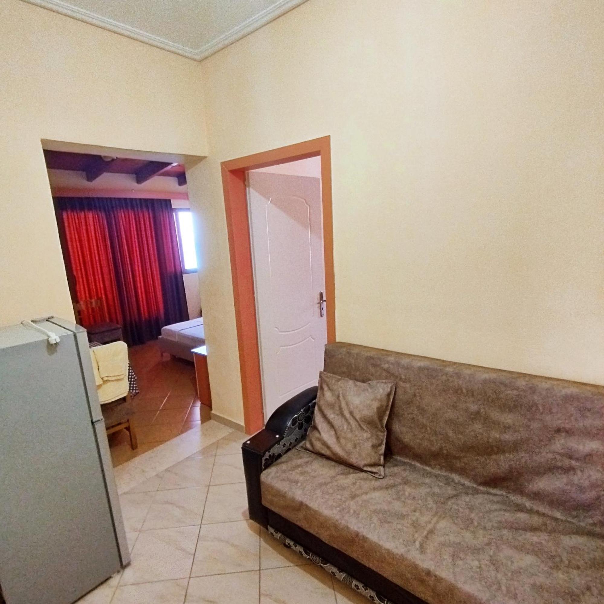 Mejdi Apartments Sarande Phòng bức ảnh