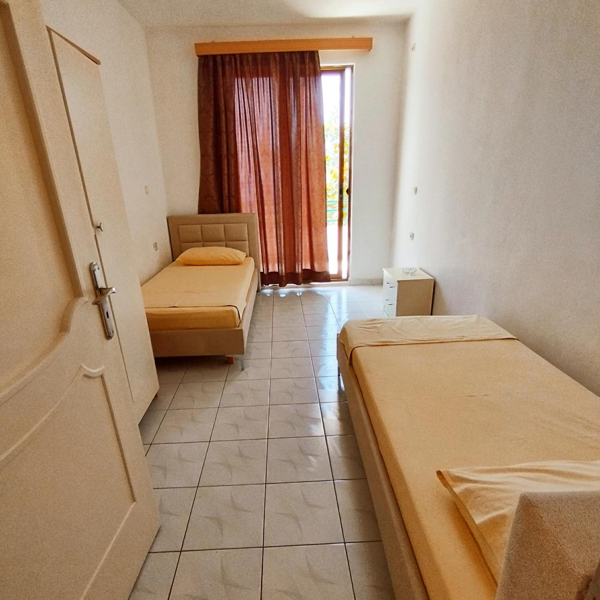Mejdi Apartments Sarande Phòng bức ảnh