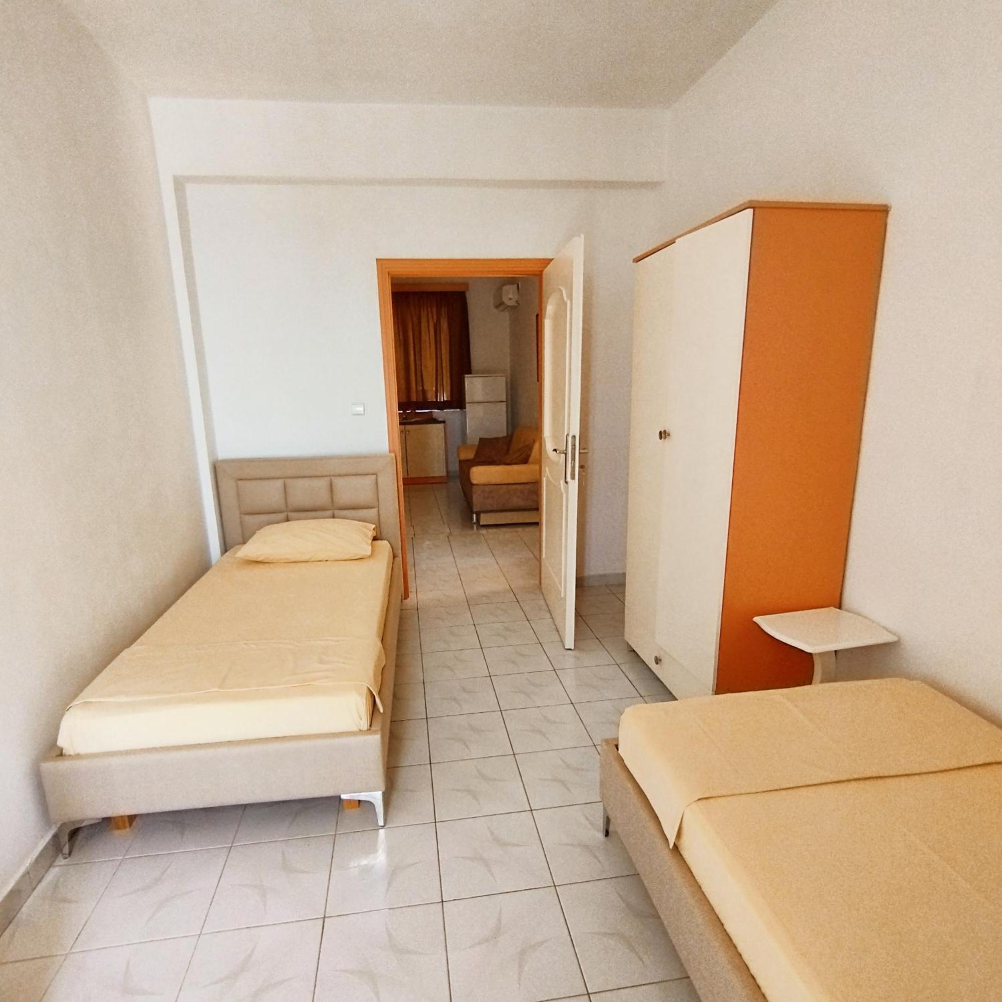Mejdi Apartments Sarande Phòng bức ảnh